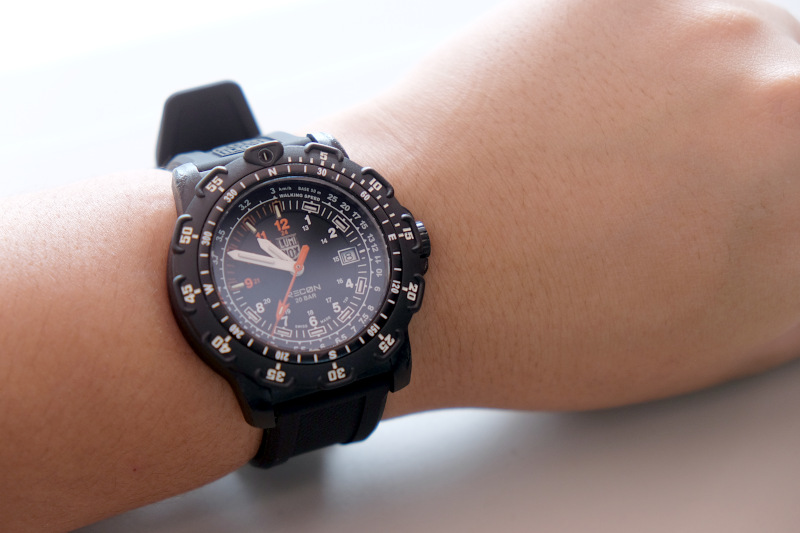 Smallest luminox clearance watch