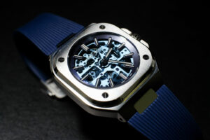 Bell & Ross BR 05 Skeleton Blue: When the steel sports watch takes on a more elegant form